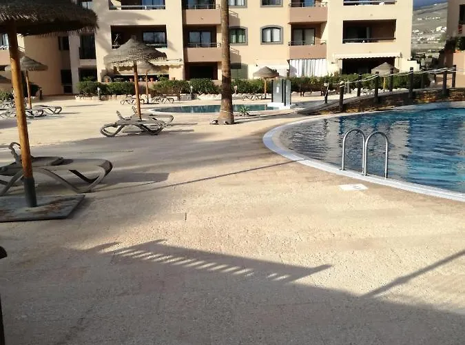 Apartment Recidence Parayso 1